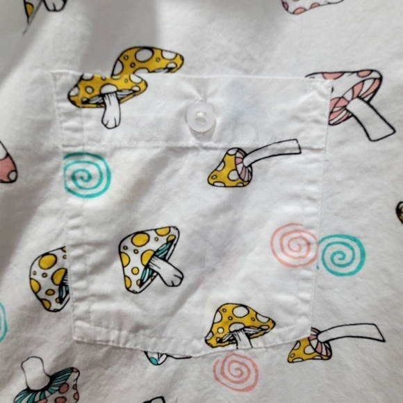 NWOT Eighty Eight 100% Cotton Mushroom Short Sleeve Dress Shirt Hippie Contempor - Picture 4 of 7